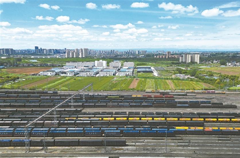 全力保障“北粮南运” 服务全国粮食大市场